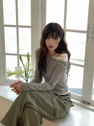 Mio color blocking ribbon one-shoulder knit in