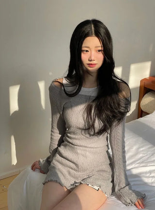 Dain Vintage Slim Fit Wave Punching Knit Mini Dress in