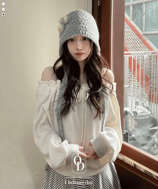 Aimai Fleece Shirring Boat Neck Off-Shoulder Man-to-Man Knit
