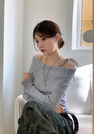 Lovely Ribbon Team Off-Shoulder Golji Long Sleeve Knit