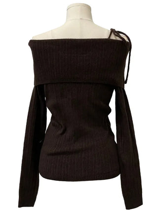 Lovely Ribbon Team Off-Shoulder Golji Long Sleeve Knit