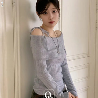 Lovely Ribbon Team Off-Shoulder Golji Long Sleeve Knit