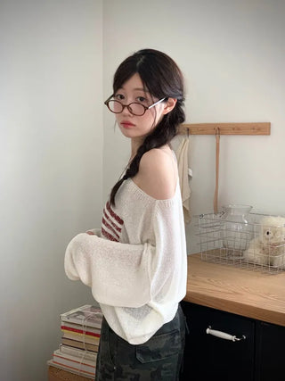 Aeroa Vintage Print Boat Off-Shoulder Loose Long Sleeve Knit