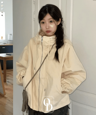Komorebi high-neck hem string loose-fit hooded zip-up jumper