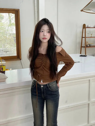 Devel belt strap slim fit collar neck off-shoulder shirring blouse in