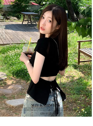 Release back team ribbon strap slim fit short sleeve square neck short sleeve knit