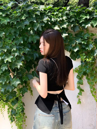 Release back team ribbon strap slim fit short sleeve square neck short sleeve knit