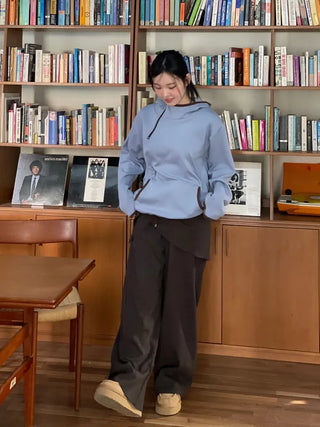 Lazy Diagonal Zipper Warmer String Two-Color Hooded T-Shirt