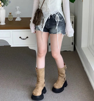 Yui's slim fit wave see-through slim long sleeve V-neck cardigan in