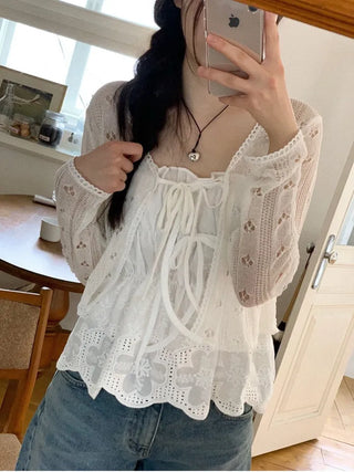 Bonita Ribbon Vintage Embroidered Flower Punching Sleeveless Banding Cotton Blouse
