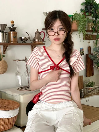 Mew Lovely Ribbon V-Neck Short Sleeve Boneless Short Sleeve T-Shirt