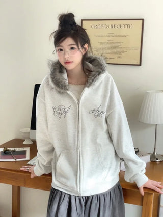 Yennie lettering fleece fur hooded zip-up