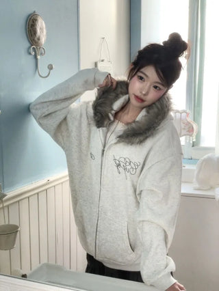 Yennie lettering fleece fur hooded zip-up