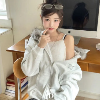 Yennie lettering fleece fur hooded zip-up