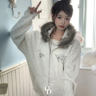 Yennie lettering fleece fur hooded zip-up