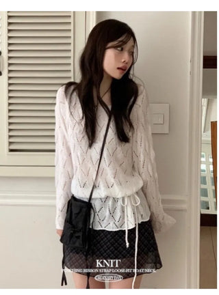 Iri Yeori Loose Fit Vintage Punching Ribbon Strap Boat Neck Long Sleeve Boucle Knit