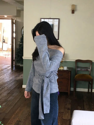 Awai drape off-shoulder waist strap outer fleece long sleeve knit t-shirt