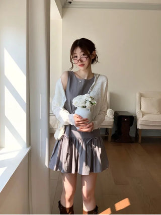 Umito Frill Vintage Flower Punching Loose Fit Wave Long Sleeve Knit Cardigan