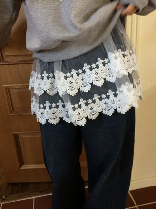 Bloomy See-Through Lace Layered Banding Skirt