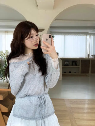 Poeni Wave Small Flower Flower Lace See-through Layered Long Sleeve T-shirt