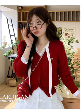 Dazzling Pendant Symbol Cut-off Fit Button V-Neck Loose-Fit Knit Cardigan