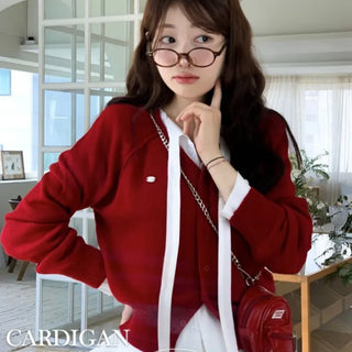 Dazzling Pendant Symbol Cut-off Fit Button V-Neck Loose-Fit Knit Cardigan