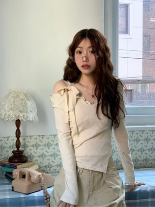 Lips Diagonal Team Ribbon One Shoulder Long Sleeve T-Shirt