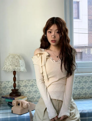 Lips Diagonal Team Ribbon One Shoulder Long Sleeve T-Shirt