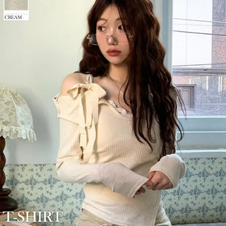 Lips Diagonal Team Ribbon One Shoulder Long Sleeve T-Shirt