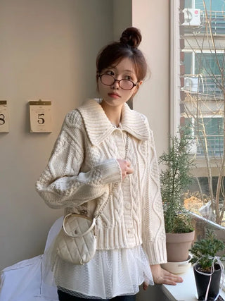Lynel Vintage Cara Neck Button Twisted Loose Fit Knit Cardigan