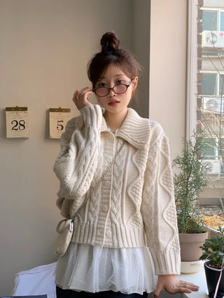 Lynel Vintage Cara Neck Button Twisted Loose Fit Knit Cardigan