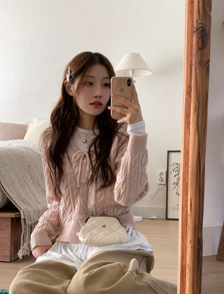 Ruffle Mood Loose Fit Twisted Cable Knit Ribbon Cardigan