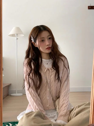 Ruffle Mood Loose Fit Twisted Cable Knit Ribbon Cardigan