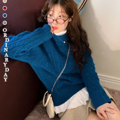 Nape Volume Cable Round Neck Long Sleeve Vintage Knit