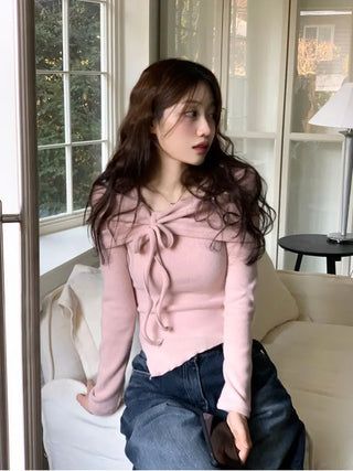 Shabby ribbon shirring loose fit off-shoulder wave long sleeve knit