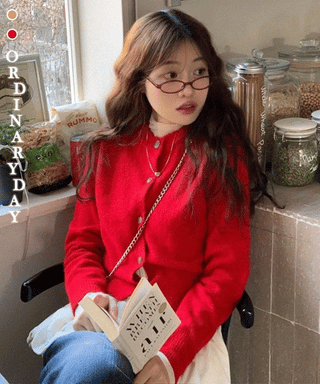 Anna wave-neck loose fit vintage wool knit loose cardigan