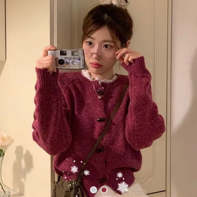 Raspberry Vintage Loose Tteokbokki Button Twisted Team Knit Cardigan