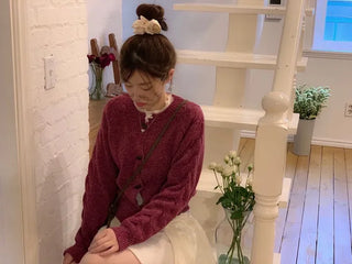 Raspberry Vintage Loose Tteokbokki Button Twisted Team Knit Cardigan