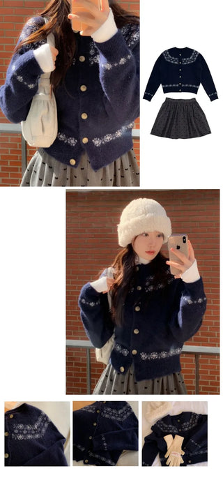 Letter Romantic Nordic Snowflake Winter Round Neck Loose Fit Wool Knit Cardigan