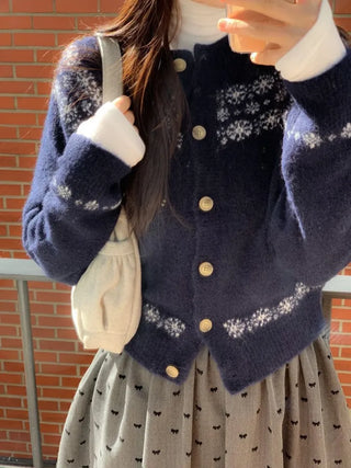 Letter Romantic Nordic Snowflake Winter Round Neck Loose Fit Wool Knit Cardigan
