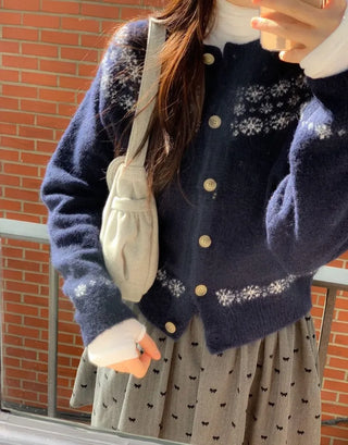 Letter Romantic Nordic Snowflake Winter Round Neck Loose Fit Wool Knit Cardigan