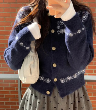 Letter Romantic Nordic Snowflake Winter Round Neck Loose Fit Wool Knit Cardigan