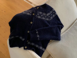 Letter Romantic Nordic Snowflake Winter Round Neck Loose Fit Wool Knit Cardigan