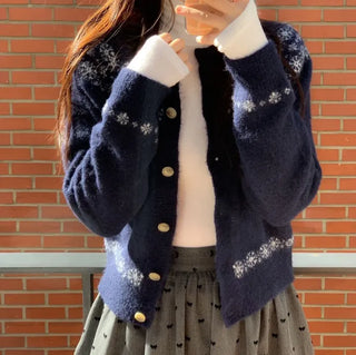 Letter Romantic Nordic Snowflake Winter Round Neck Loose Fit Wool Knit Cardigan