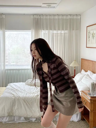 Leche Stripe Muffler Golji Cardigan Set