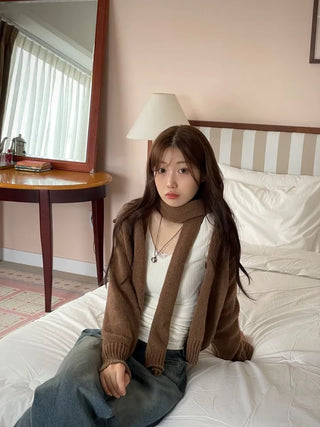 Vien warm soft thick V-neck loose-fit knit cardigan knit muffler set