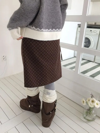 Miroa Vintage Check Banding Midi Skirt