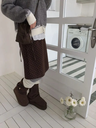 Miroa Vintage Check Banding Midi Skirt