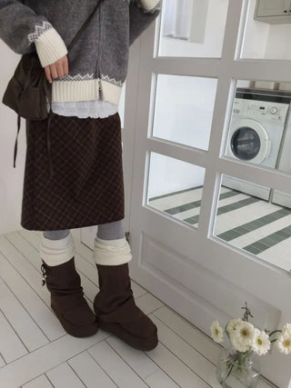 Miroa Vintage Check Banding Midi Skirt