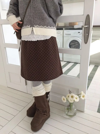 Miroa Vintage Check Banding Midi Skirt
